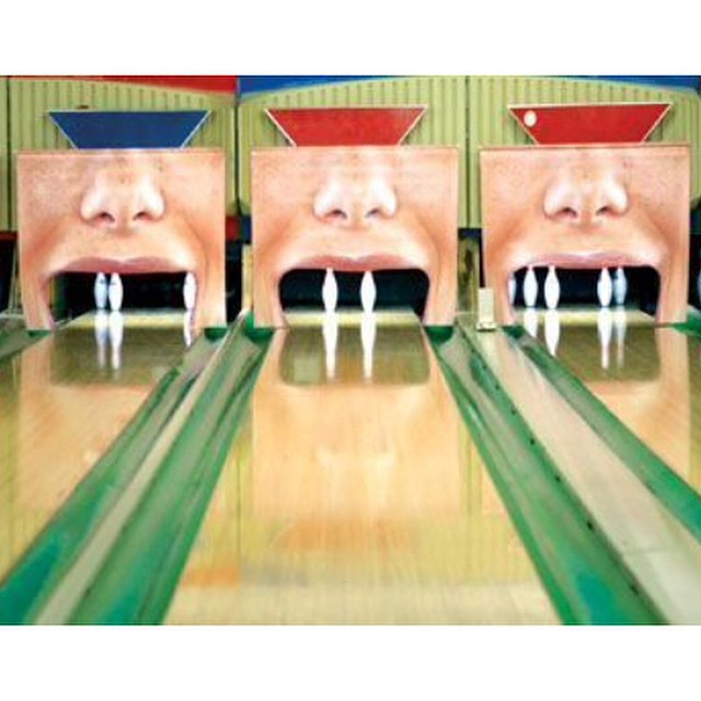 #bowling #alley #dentist #ads #habal #هبل
#HabaLdotCom
#هبل_دوت_كوم