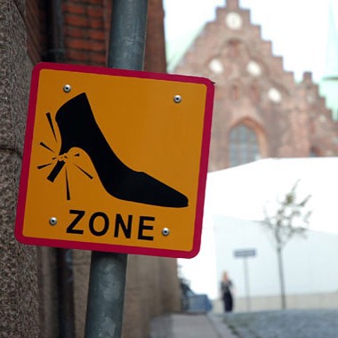 #danger #zone #heels #habal #هبل #HabaLdotCom #هبل_دوت_كوم